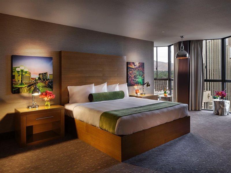Hotel Whitney Peak Reno, Tapestry Collection By Hilton Reno