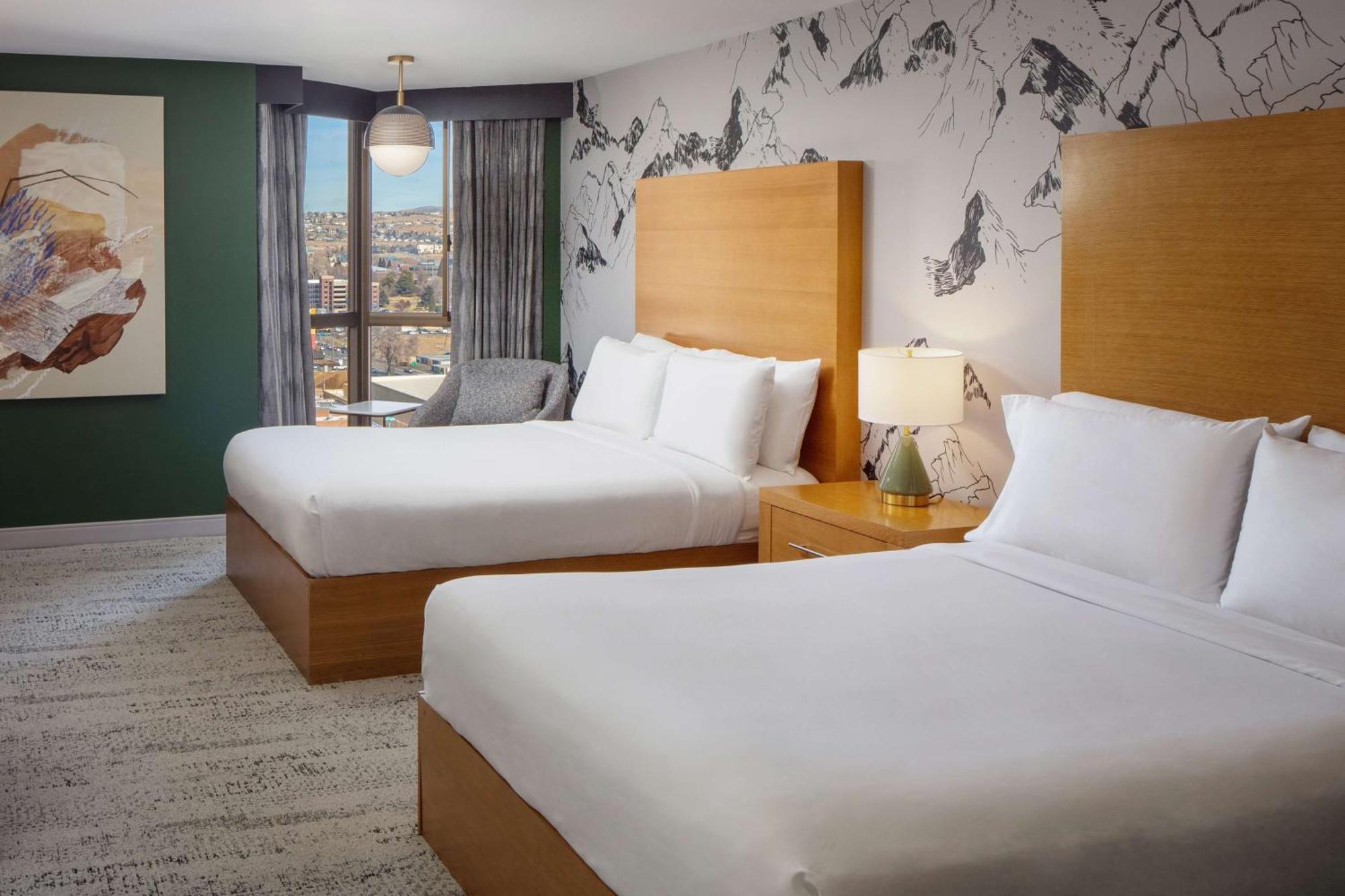 Hotel Whitney Peak Reno, Tapestry Collection By Hilton