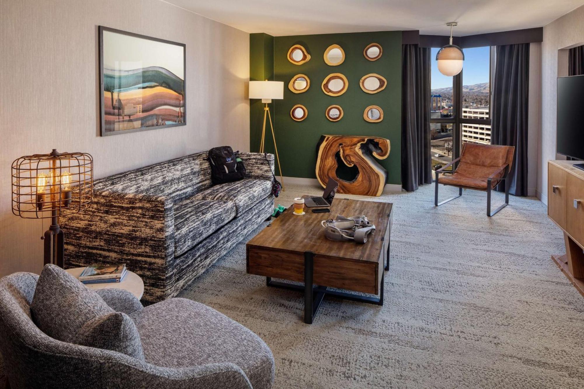 Hotel Whitney Peak Reno, Tapestry Collection By Hilton Reno